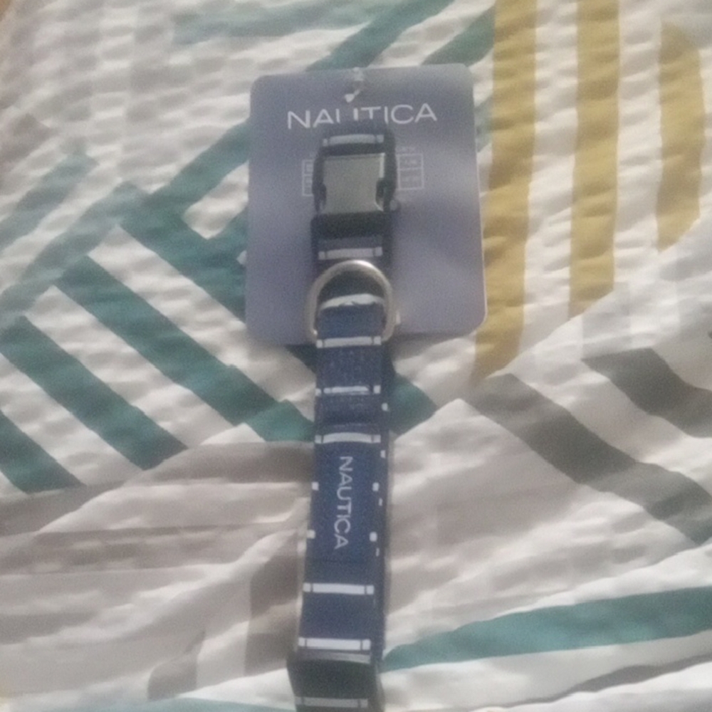 Nautica Blue/white Dog Collar medium